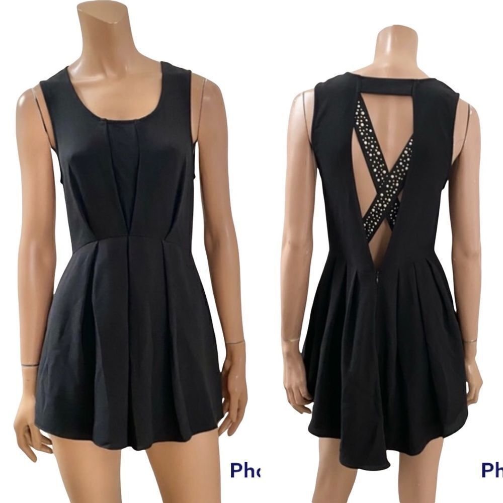 Esley Black Sleeveless Cutout Embellished Back Mini Dress S